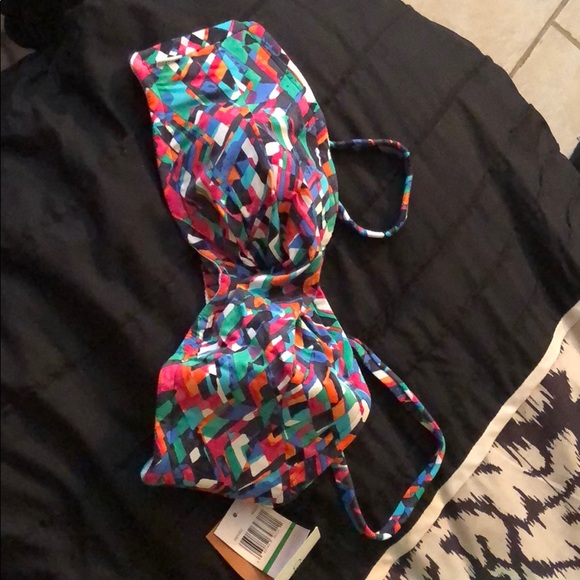 Bathing suit Top - Picture 1 of 3